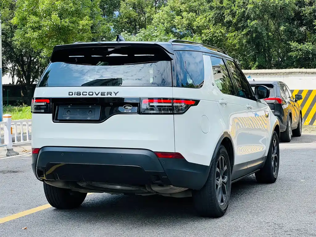 Land Rover Discovery — миниатюра 8