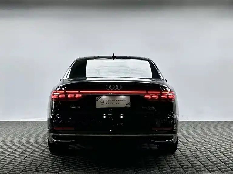 Audi A8 2024 Черный из Китая, фото 3