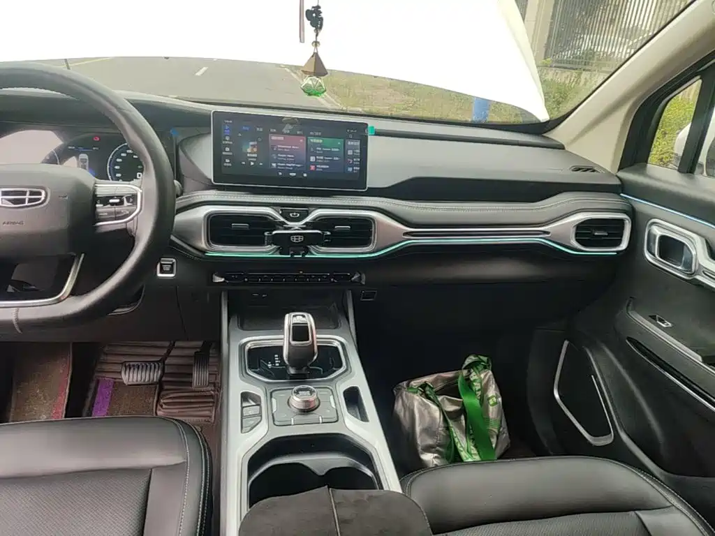 Geely Haoyue — миниатюра 13