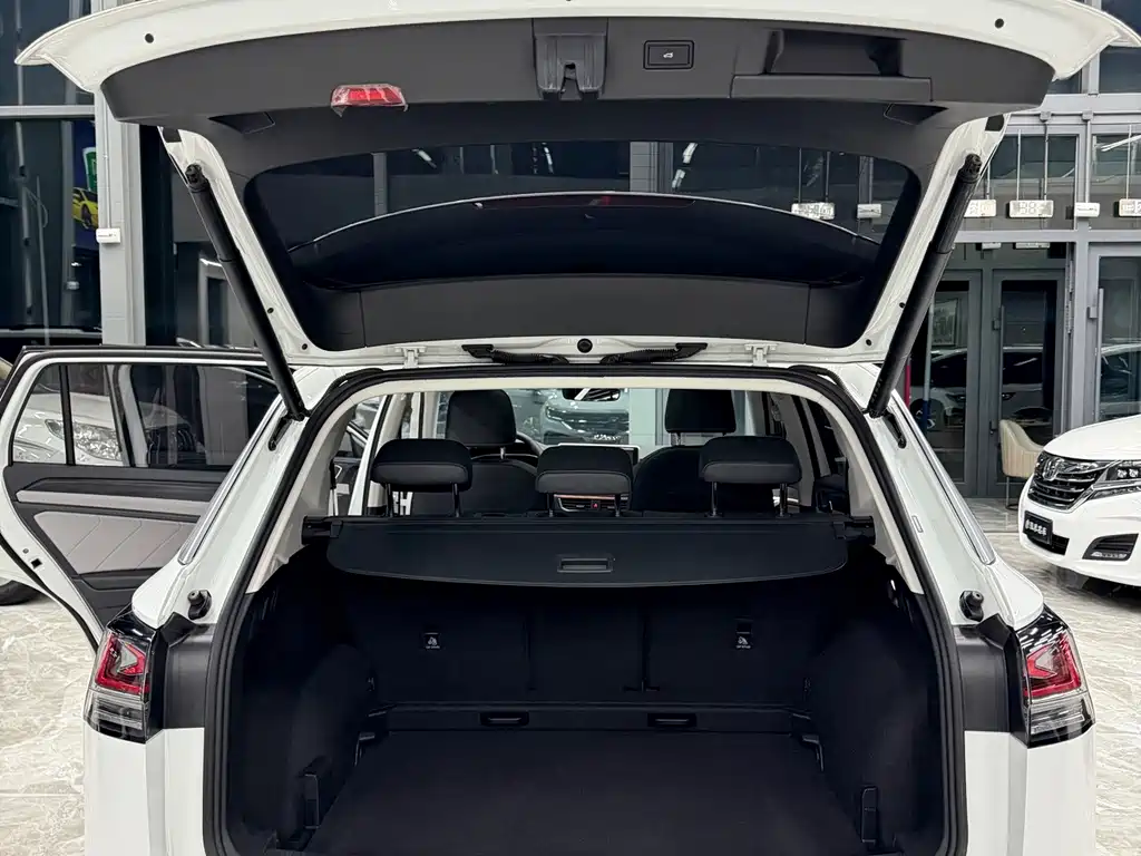 Volkswagen Tayron — миниатюра 21