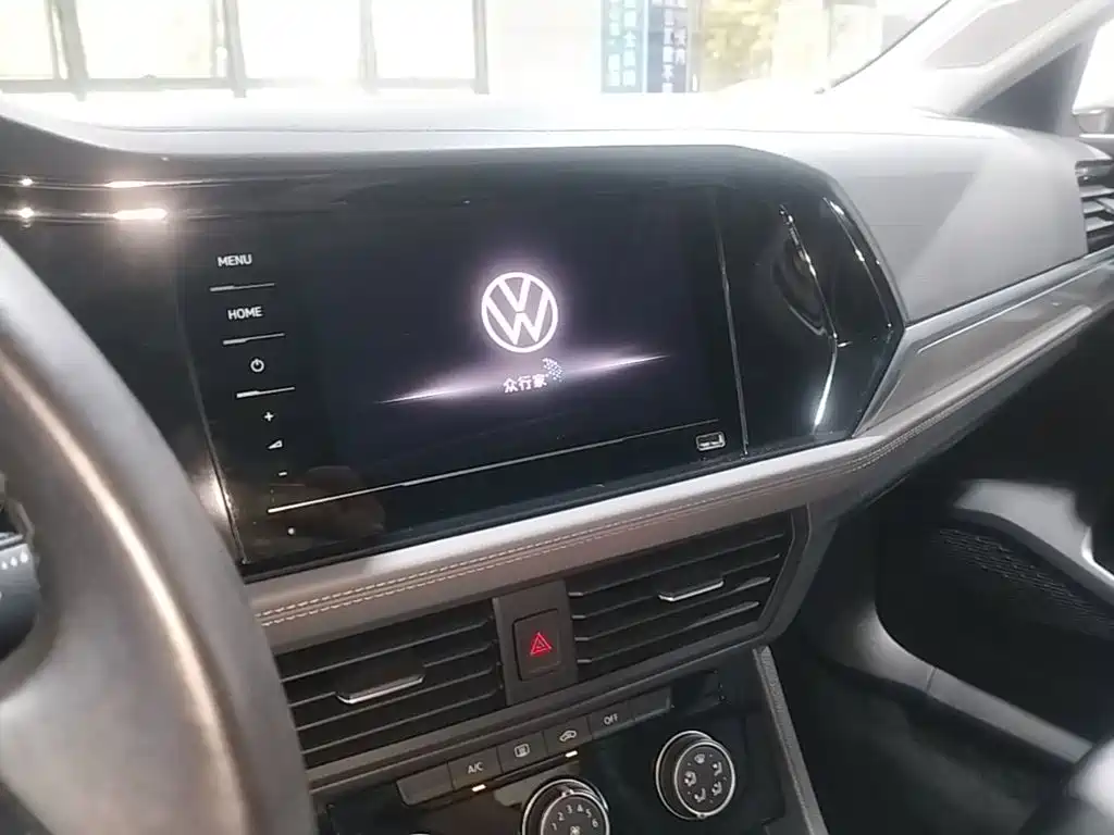 Volkswagen Sagitar — миниатюра 13