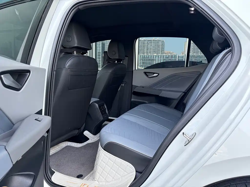 Volkswagen ID.3 — миниатюра 8