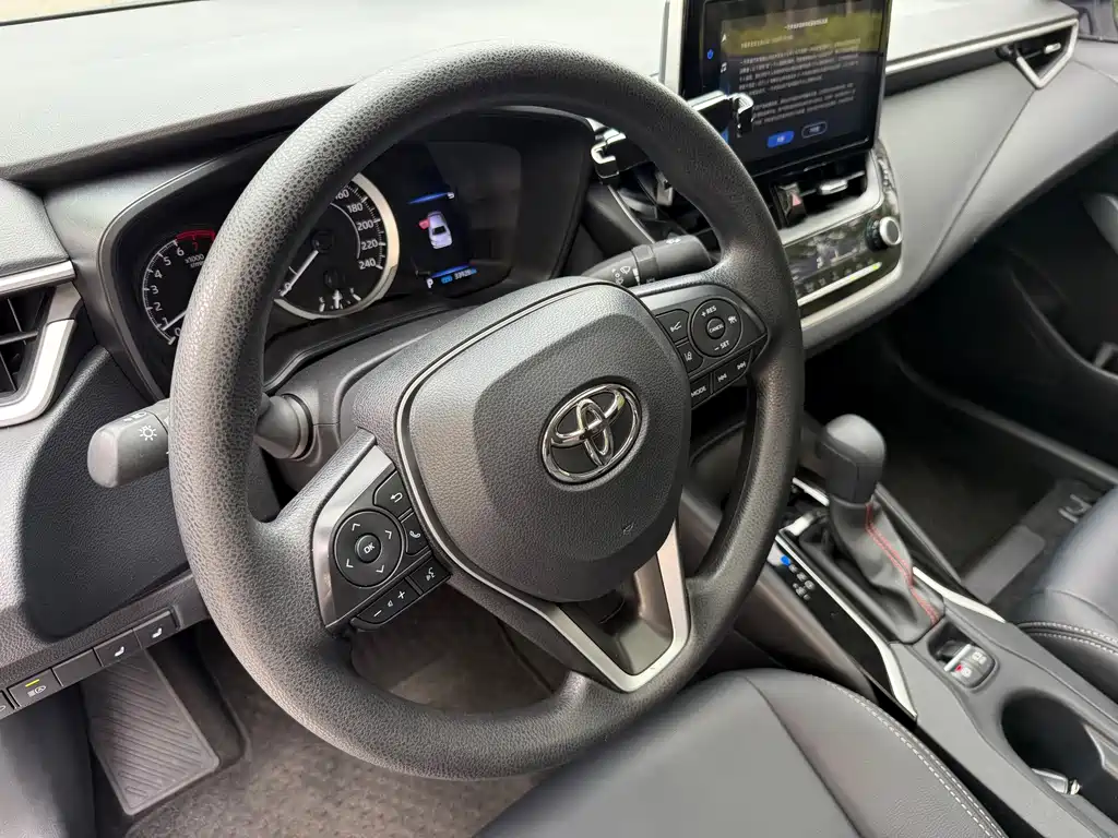 Toyota Corolla — миниатюра 5