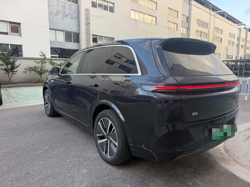 Li Auto Li L8 — миниатюра 17