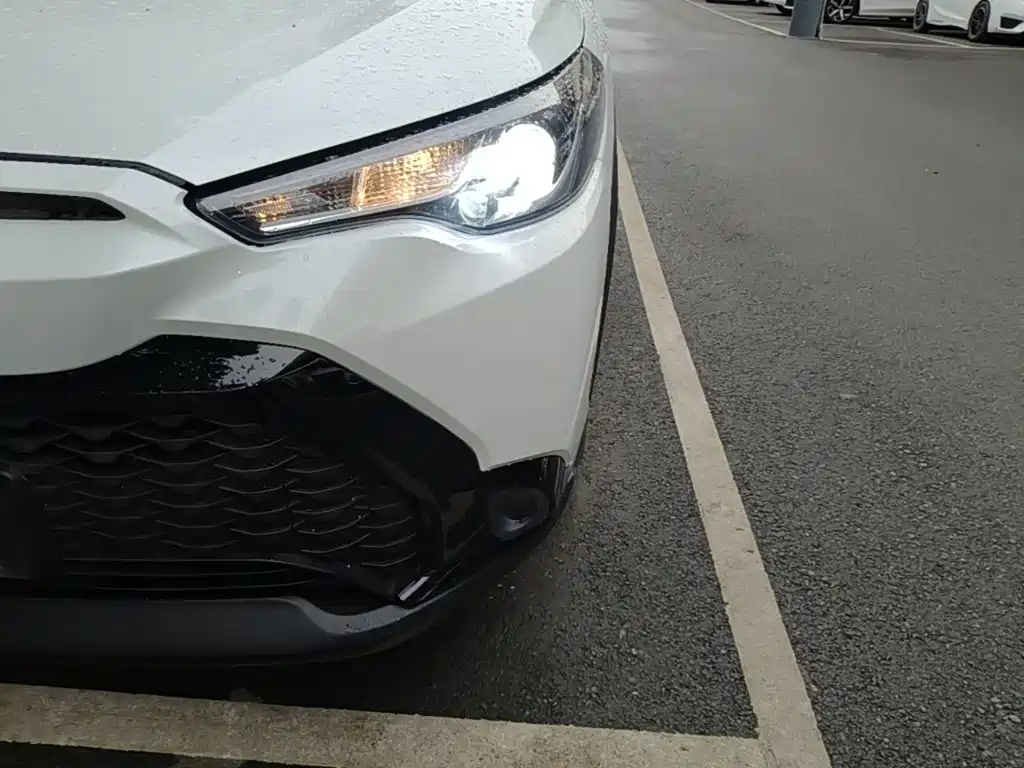 Toyota Frontlander — миниатюра 24