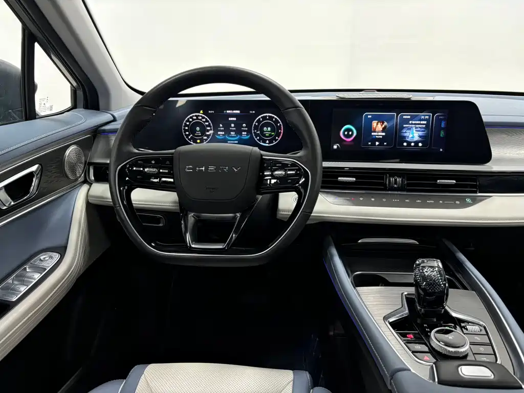 Chery Omoda — миниатюра 15