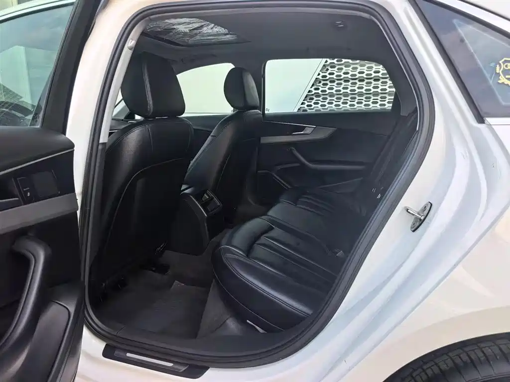 Audi A4L — миниатюра 13