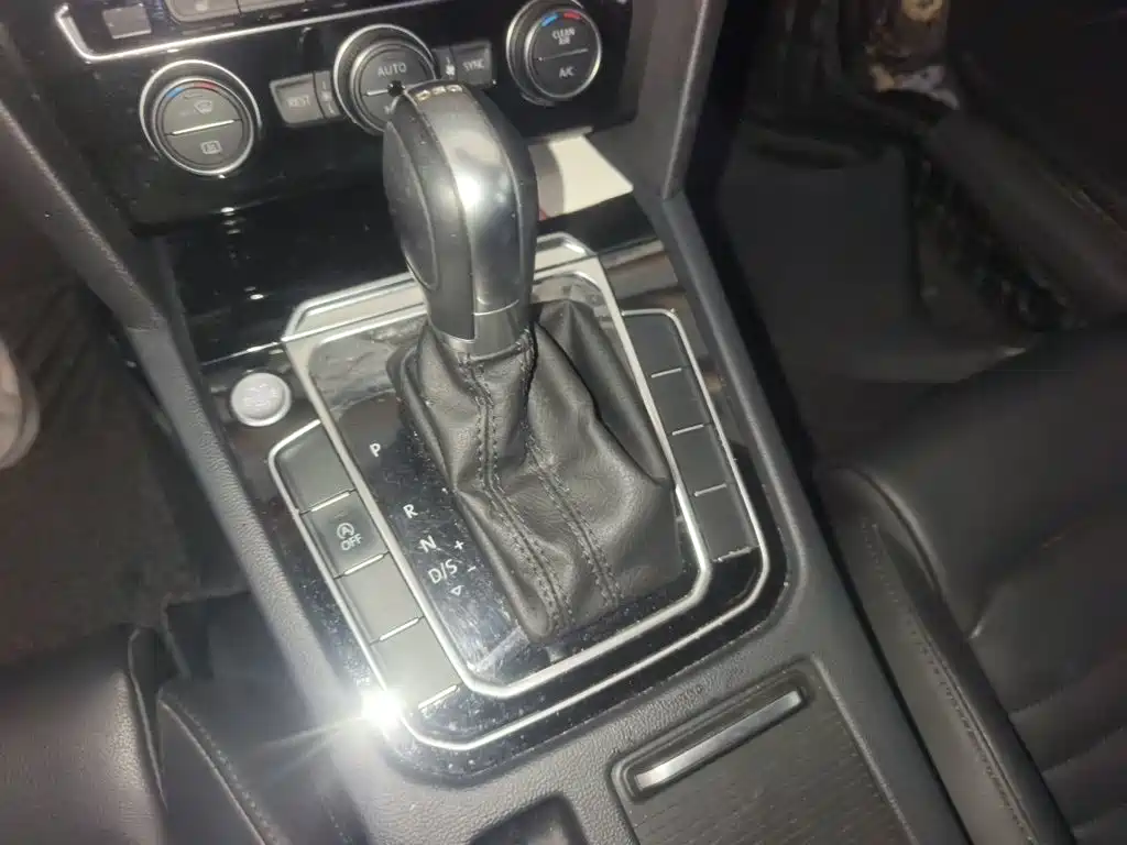 Volkswagen Magotan — миниатюра 12