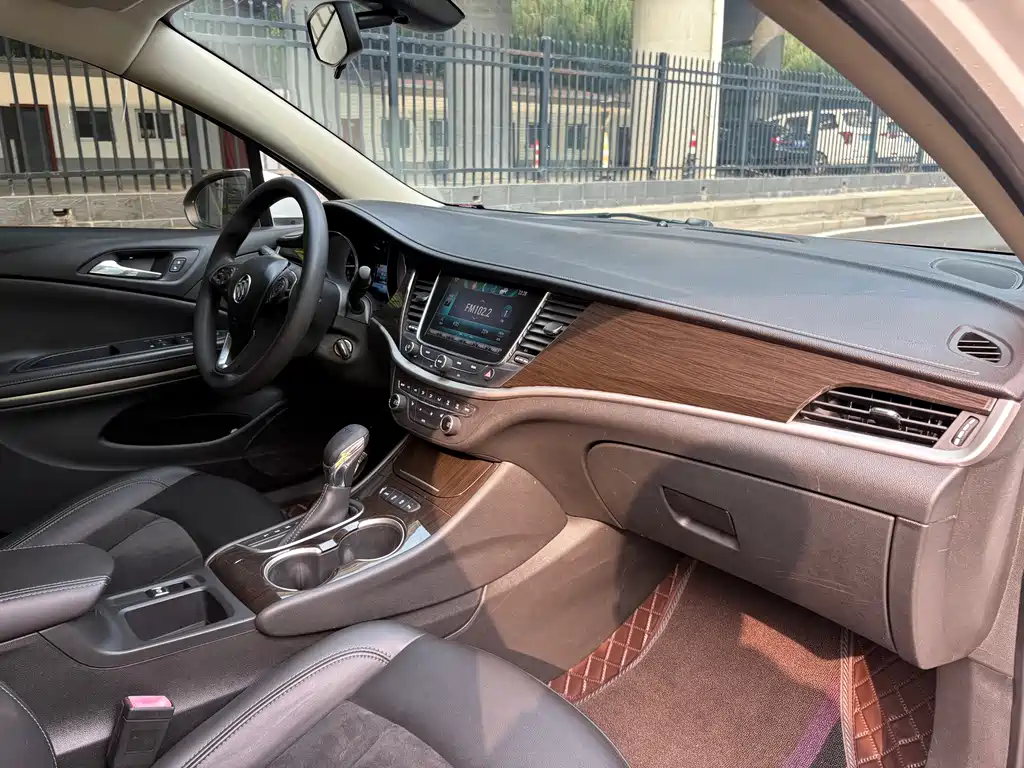 Buick Verano — миниатюра 6