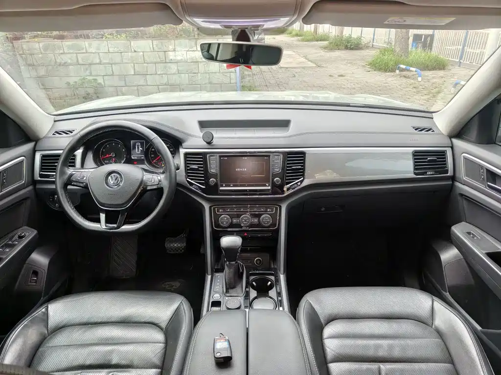 Volkswagen Teramont — миниатюра 10