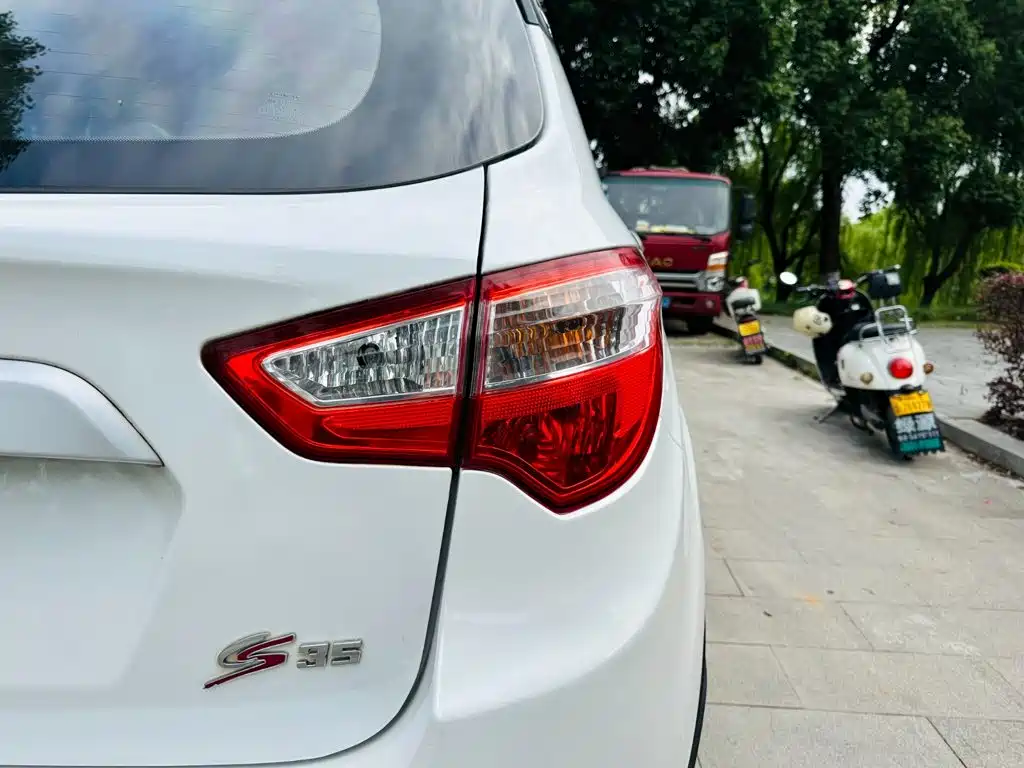 Changan CS35 — миниатюра 11