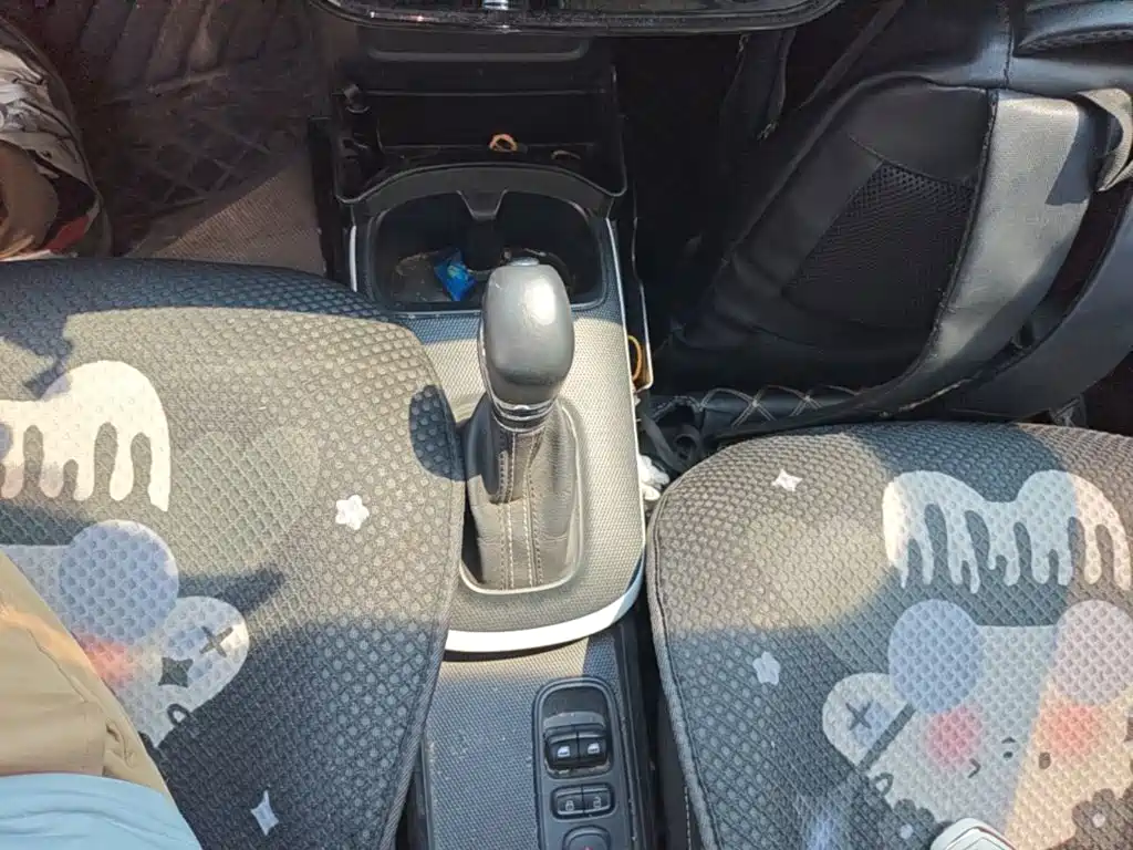 Roewe Clever — миниатюра 14
