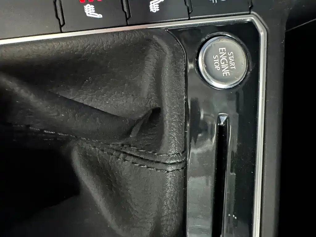 Volkswagen Lavida — миниатюра 25