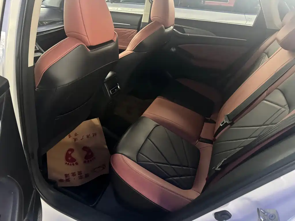 Changan Eado — миниатюра 8