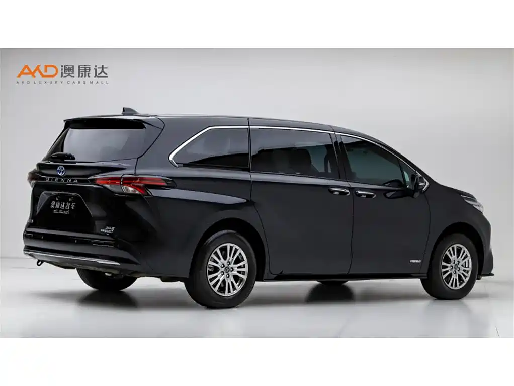Toyota Sienna — миниатюра 3