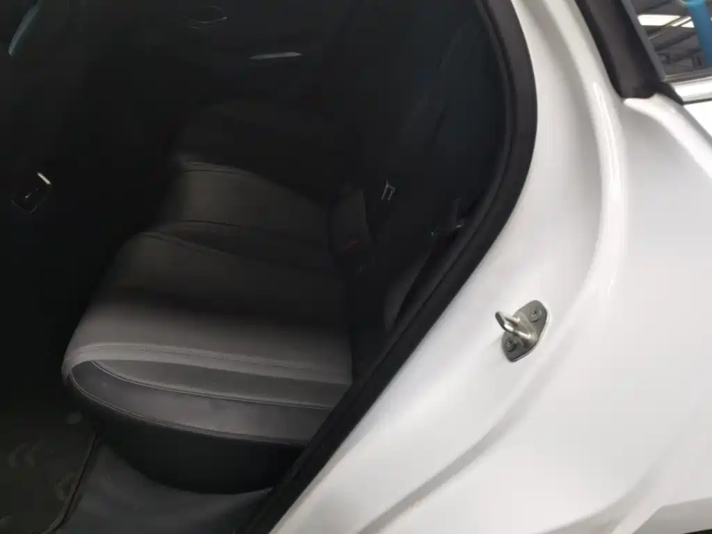 BYD Qin L — миниатюра 17