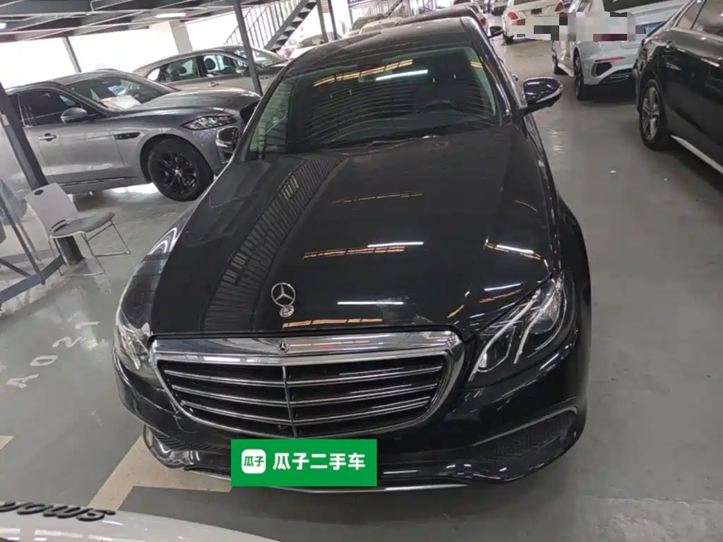 Mercedes-Benz E-Class — миниатюра 3