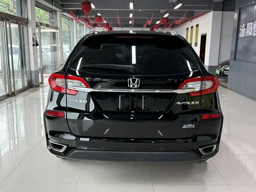 Honda Avancier — миниатюра 6