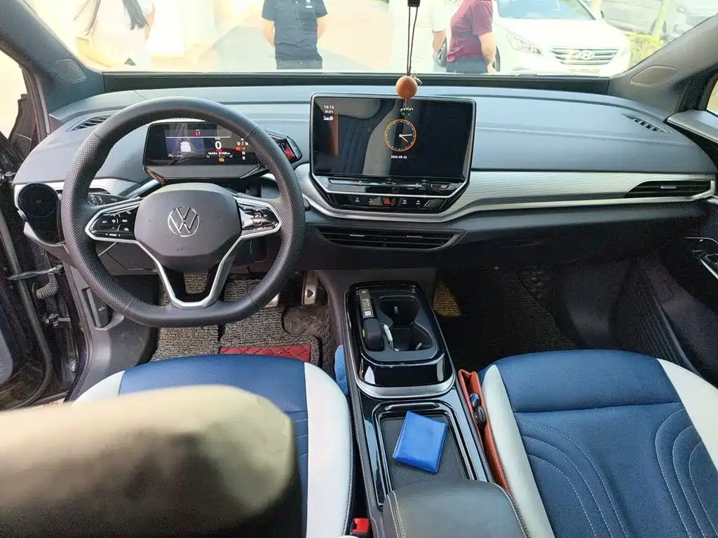 Volkswagen ID.4 Crozz — миниатюра 5