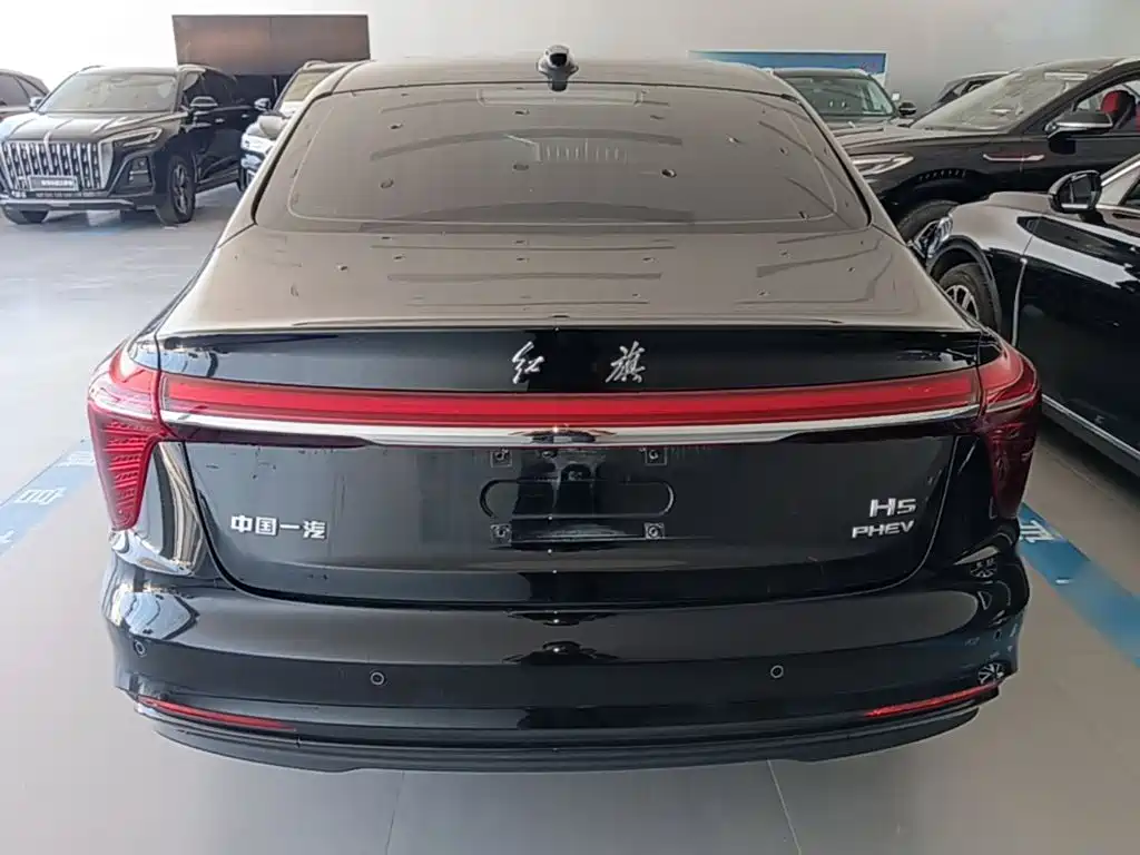 Hongqi Hongqi H5 PHEV — миниатюра 6
