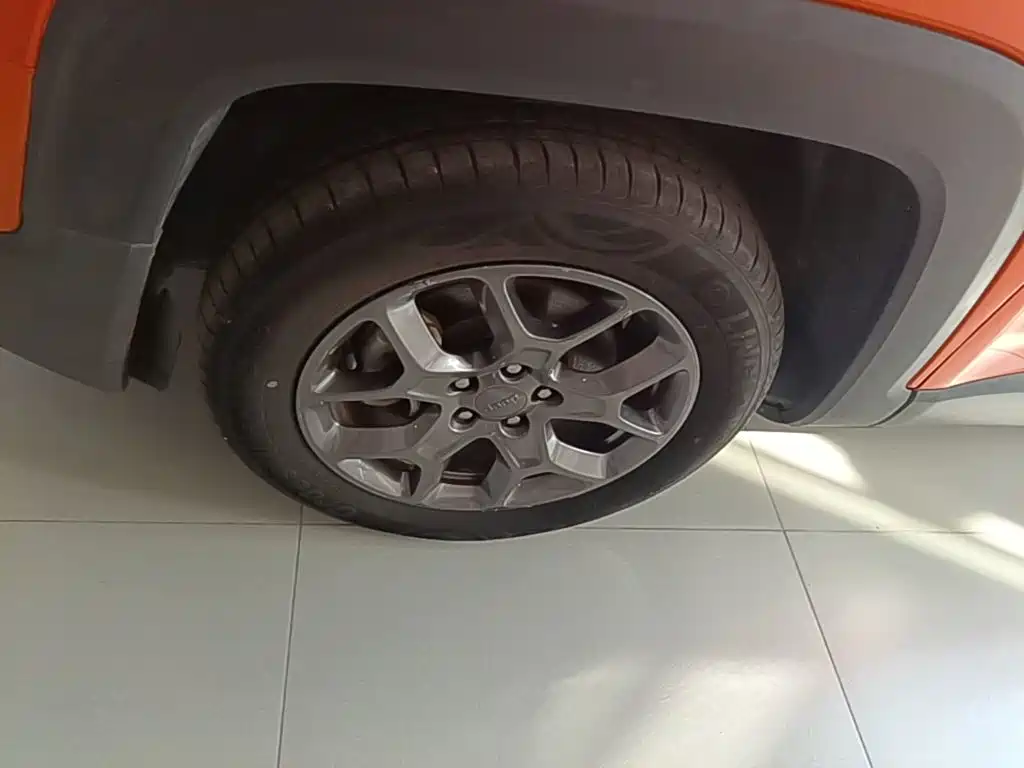 Jeep Renegade — миниатюра 23