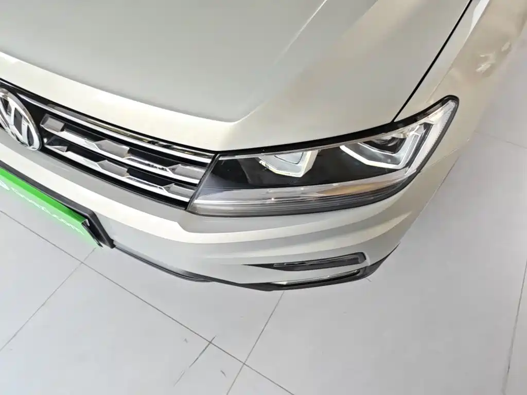 Volkswagen Tiguan L — миниатюра 24