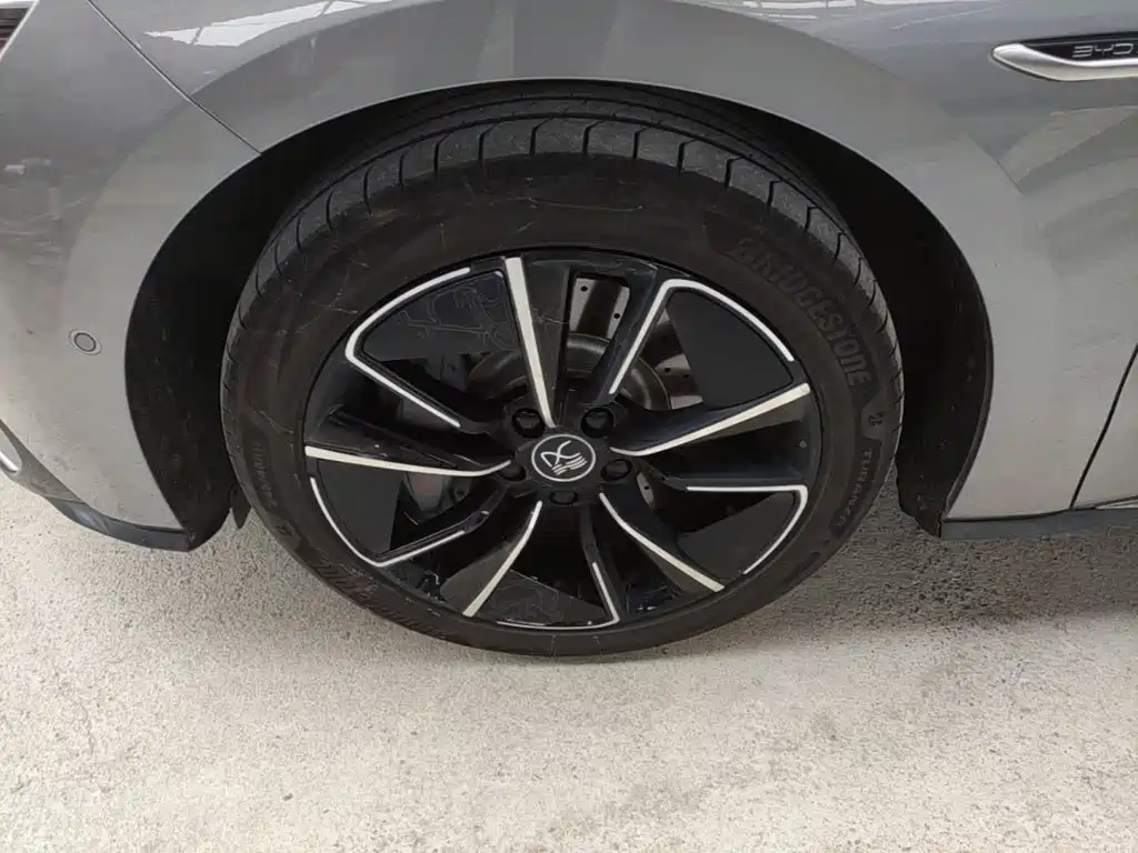 BYD Han — миниатюра 23
