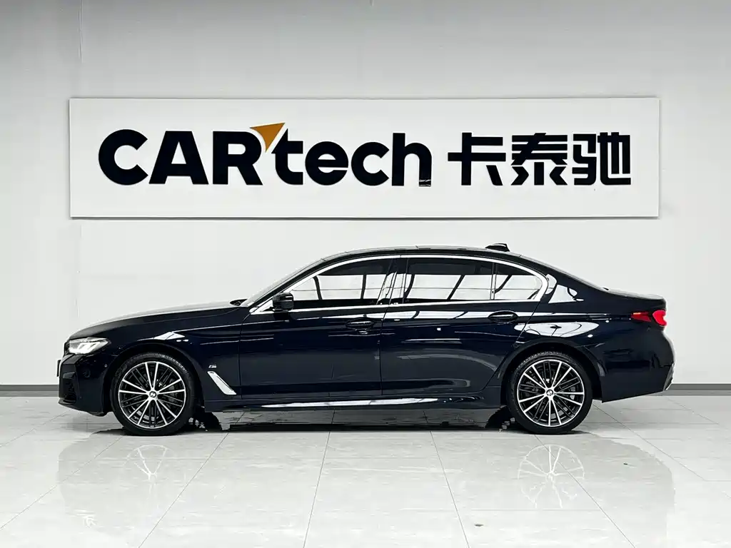 BMW 5 Series — миниатюра 15