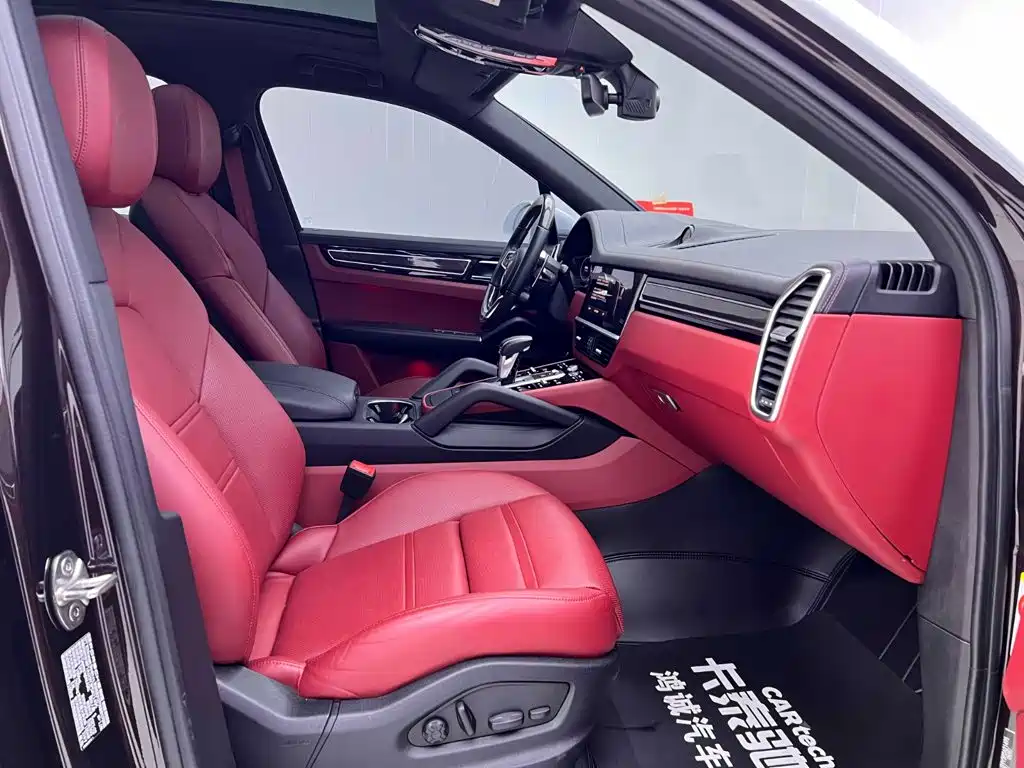Porsche Cayenne Hybrid — миниатюра 18
