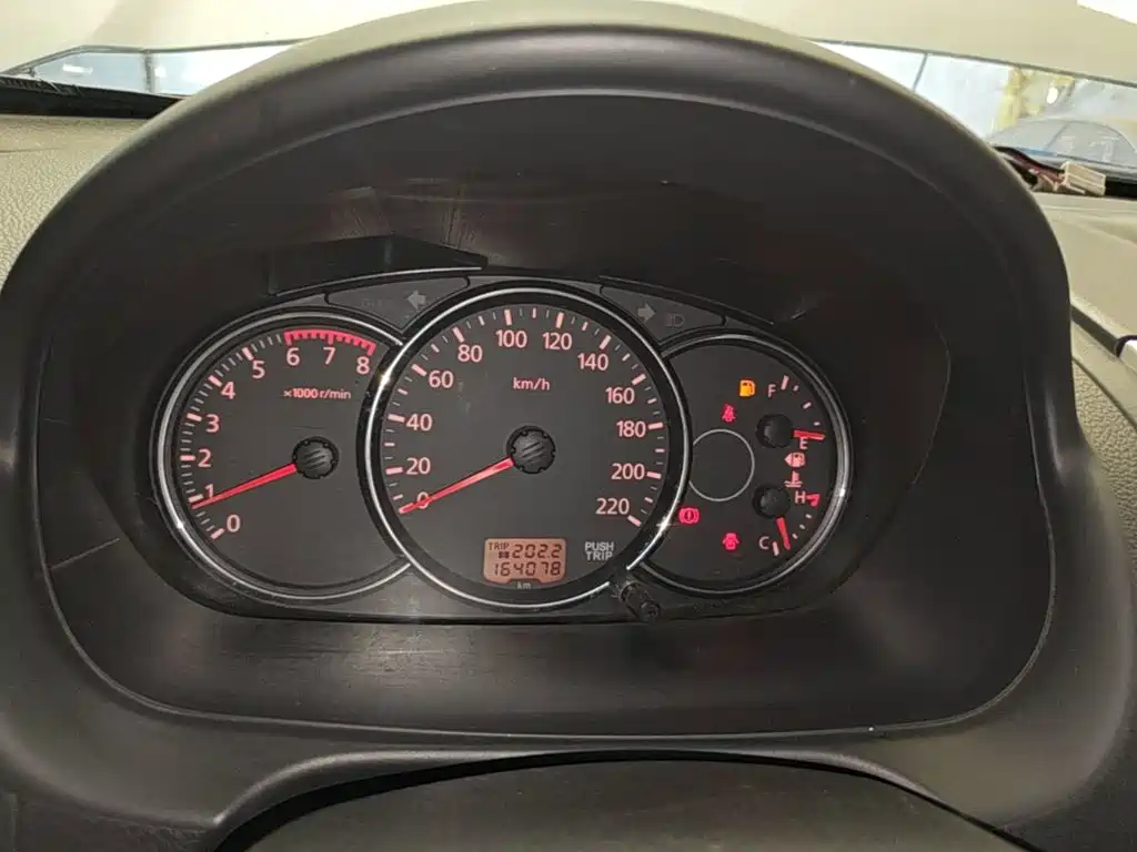 Mitsubishi Pajero Sport — миниатюра 12