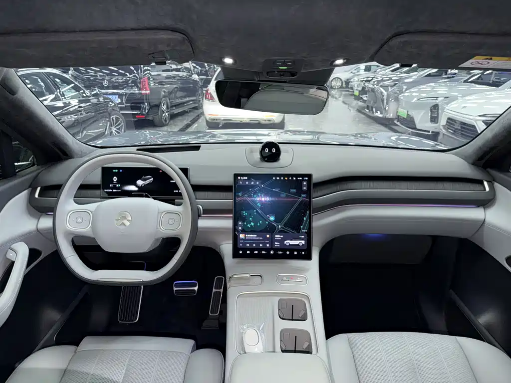 NIO ES8 — миниатюра 15