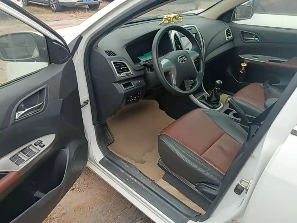 BYD F3 — миниатюра 16