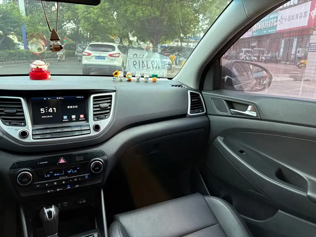 Hyundai Tucson — миниатюра 8