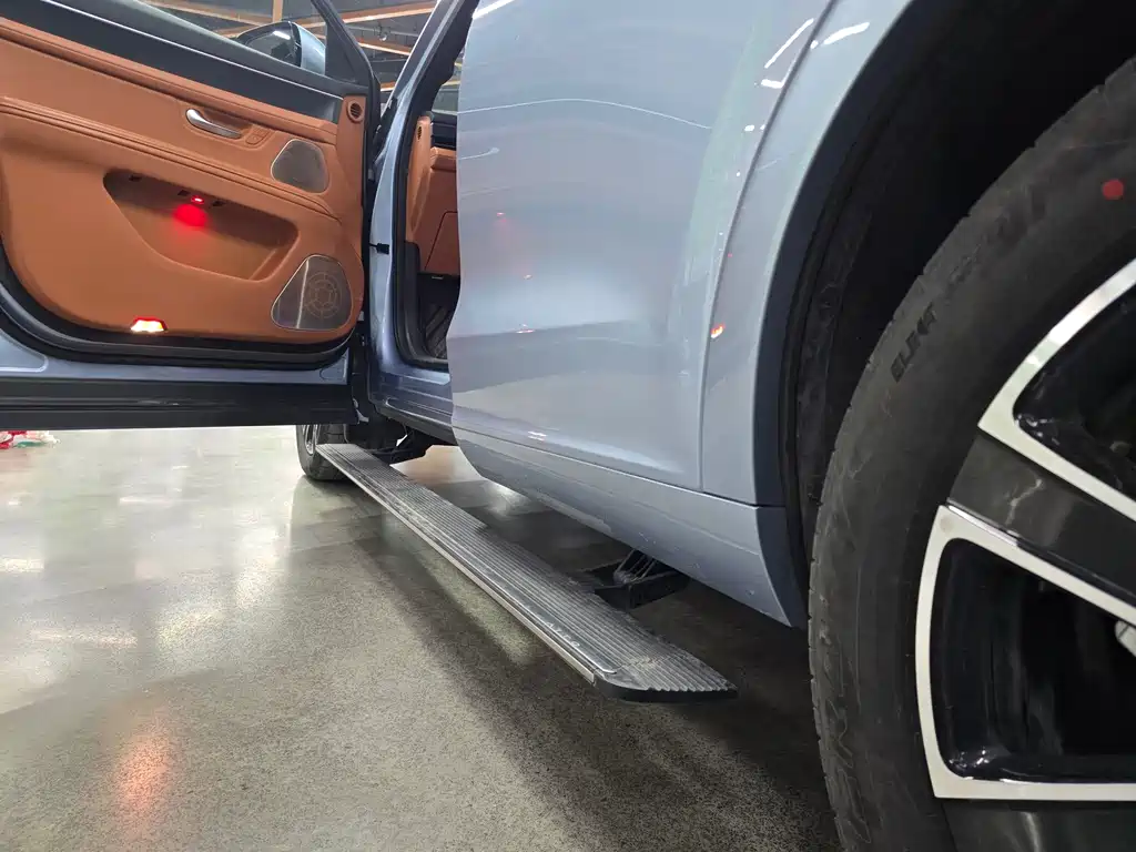 AITO ASK THE WORLD M7