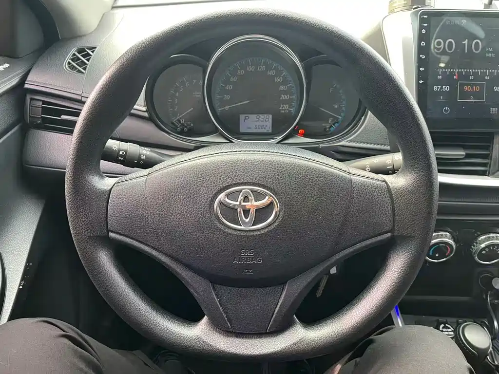 Toyota Yaris L — миниатюра 23