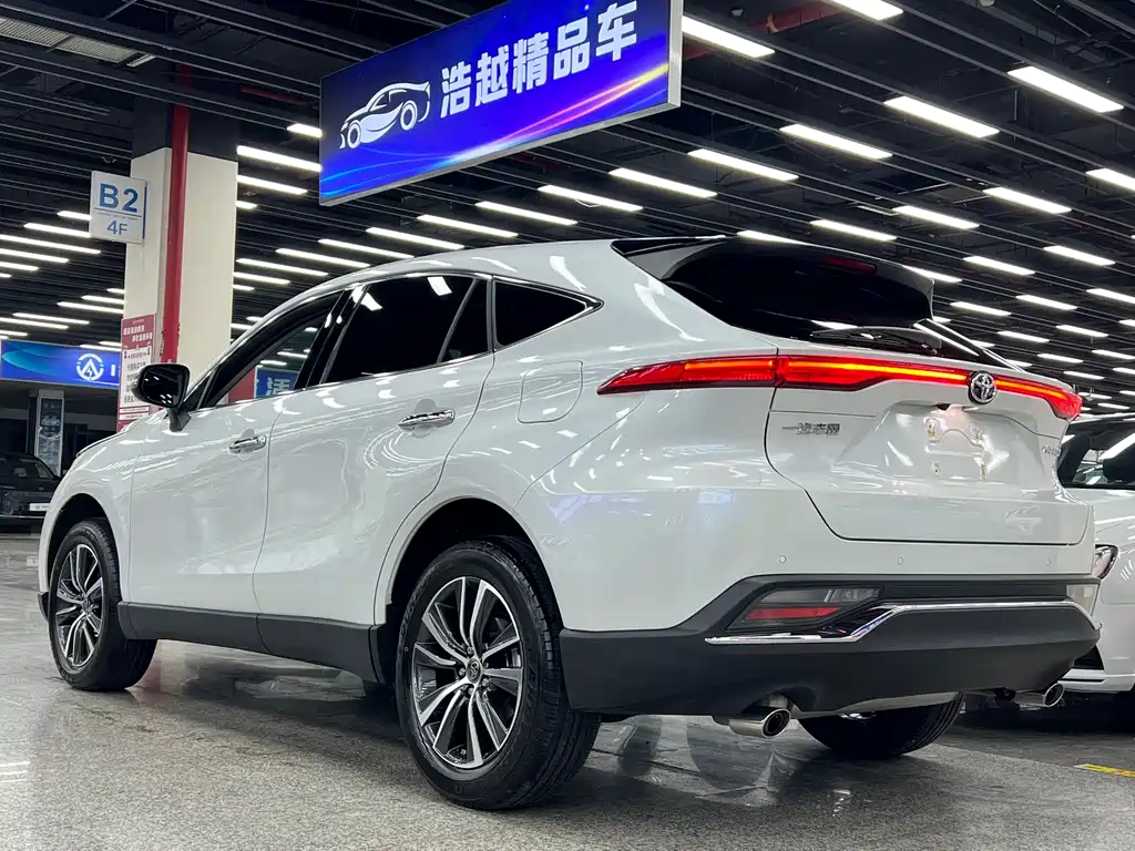 TOYOTA LING FANG HARRIER