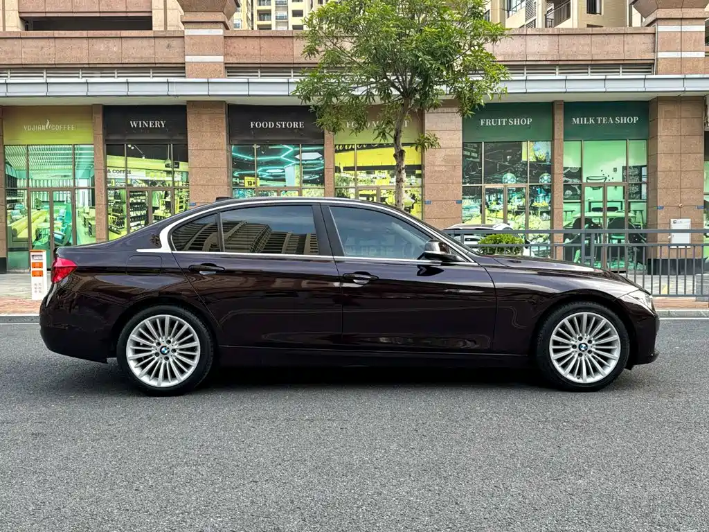 BMW 3 Series — миниатюра 8