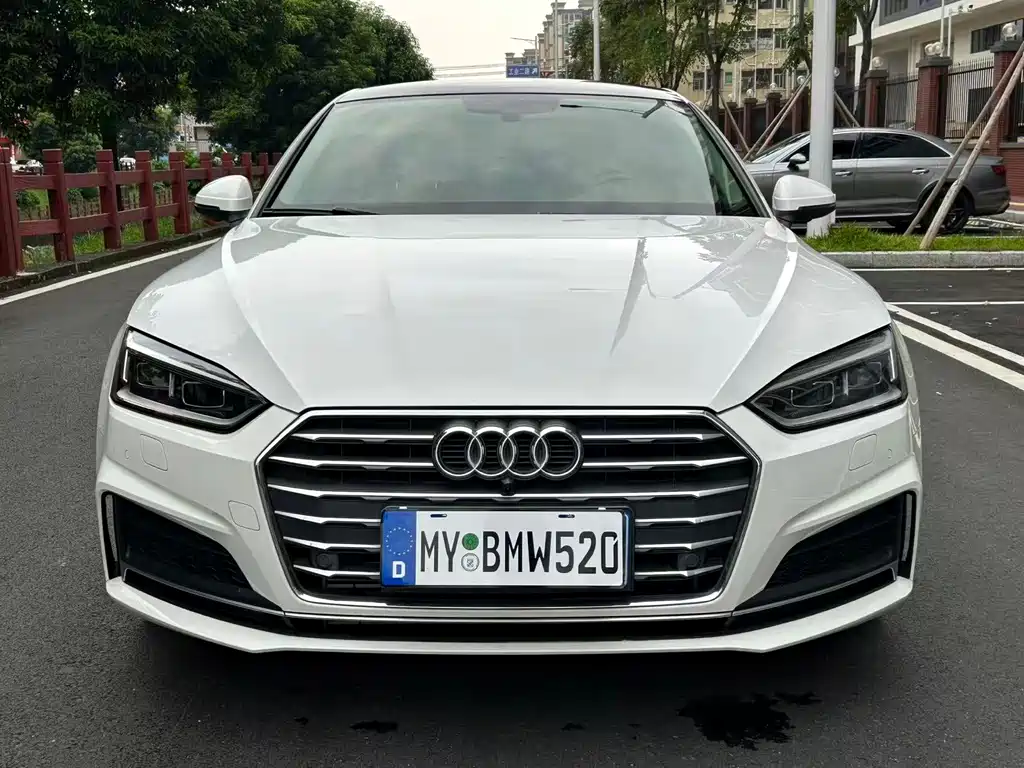 Audi A5 (Import) — миниатюра 2