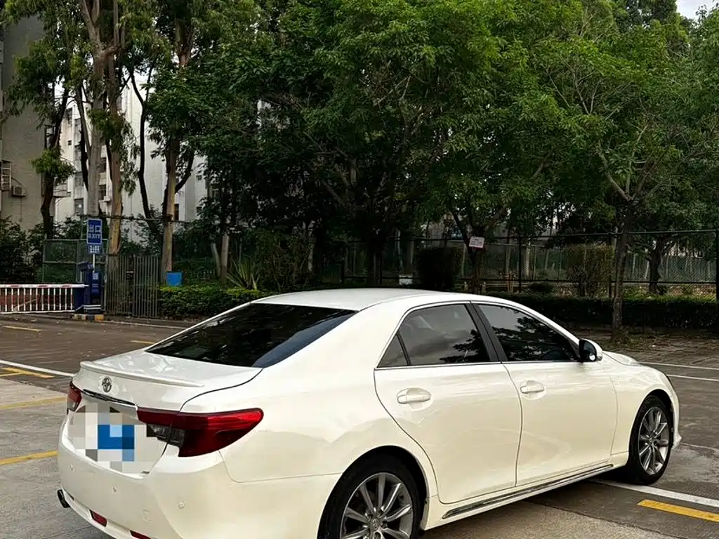 Toyota Reiz 2013 2.5V