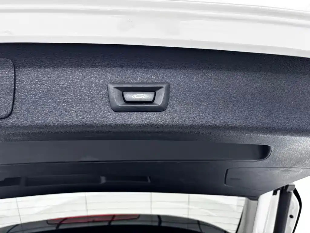 BMW X1 — миниатюра 11