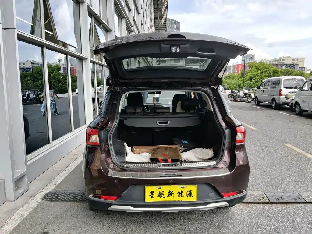GAC Group GAC NE PHEV — миниатюра 6