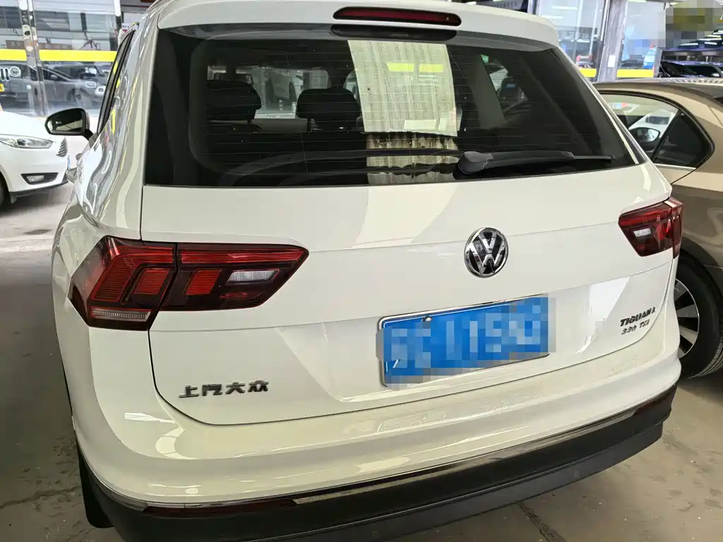 Volkswagen Tiguan L — миниатюра 5