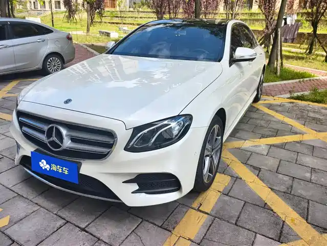 MERCEDES-BENZ  E CLASS 2019