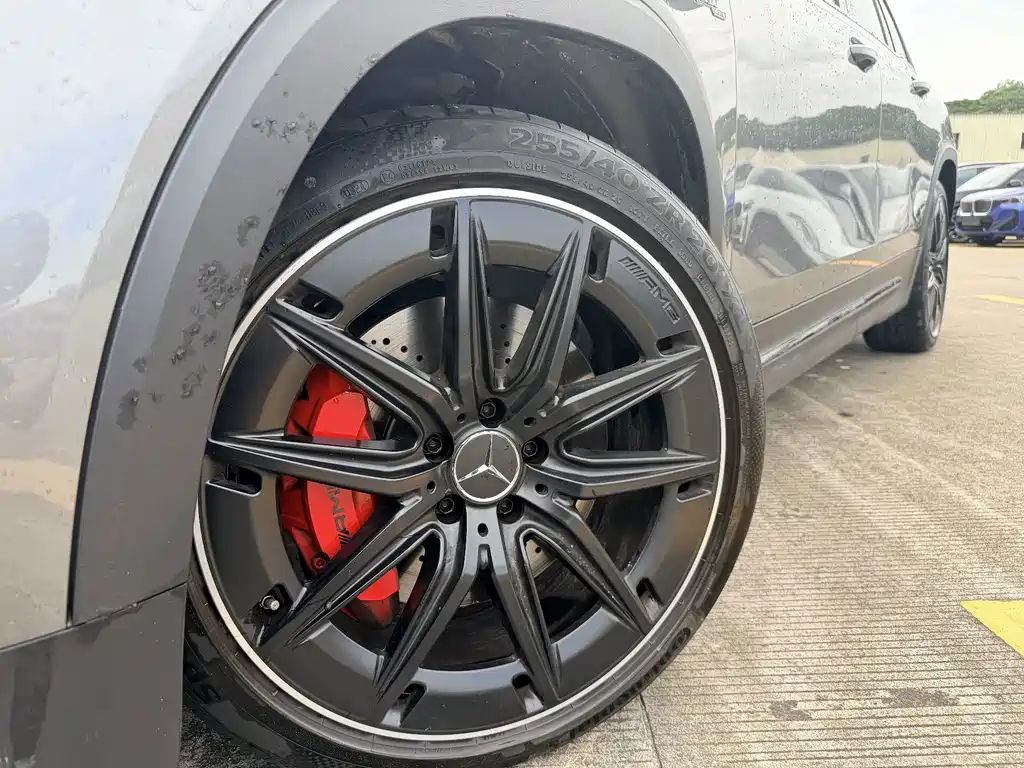 Mercedes-Benz GLB AMG — миниатюра 13