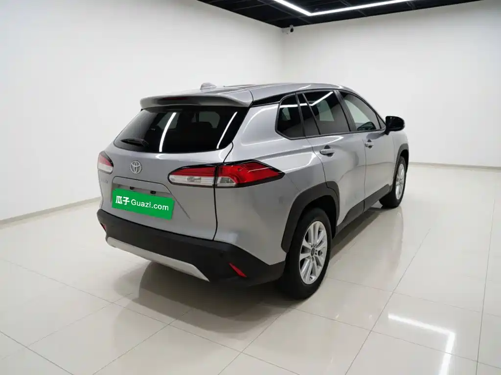 Toyota Corolla Cross — миниатюра 4