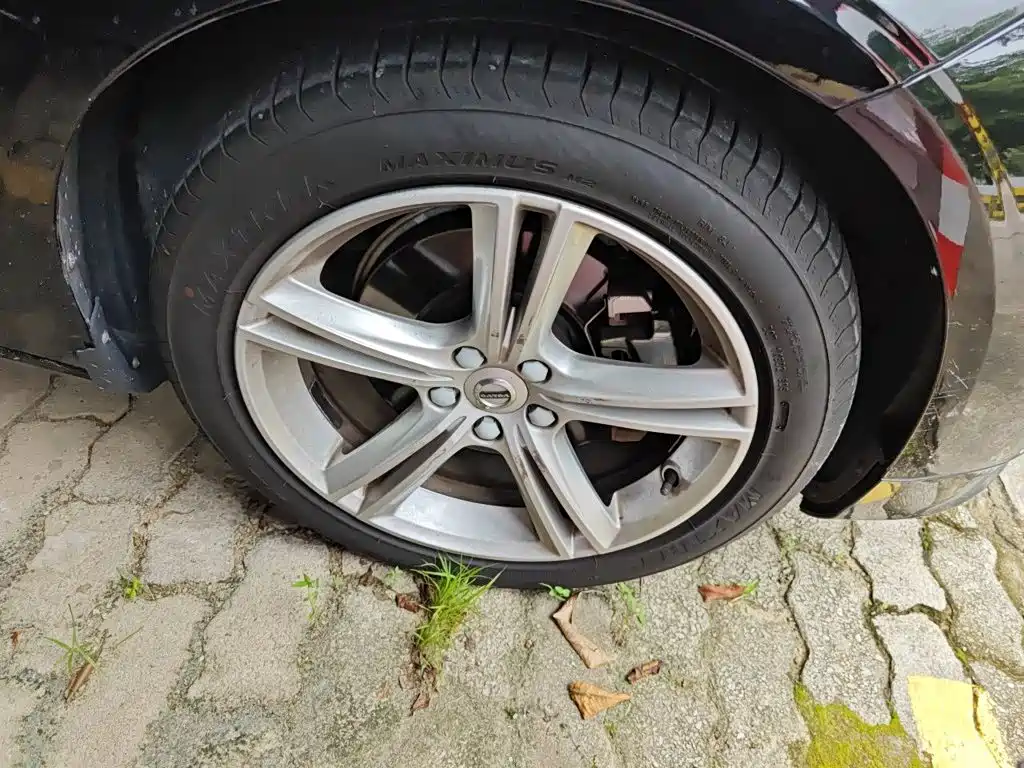 Volvo S90 2019 T5