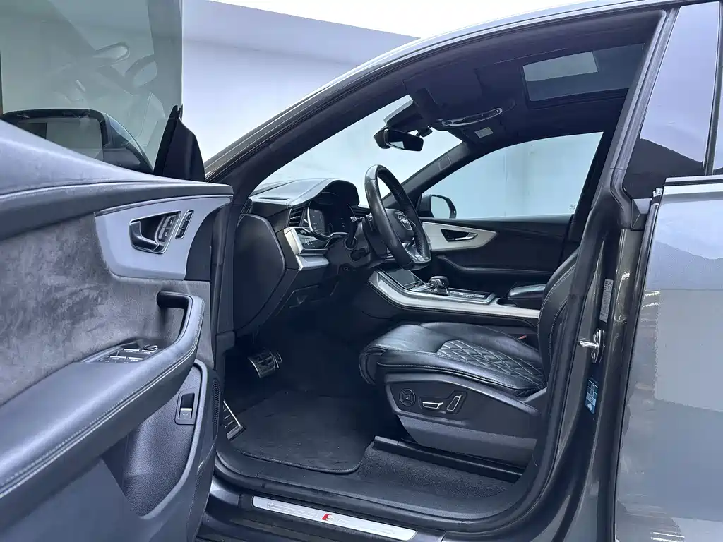 Audi Q8 — миниатюра 7