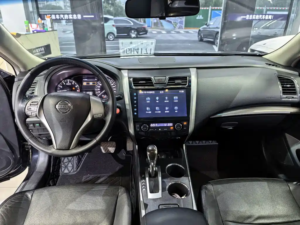 Nissan Teana — миниатюра 9