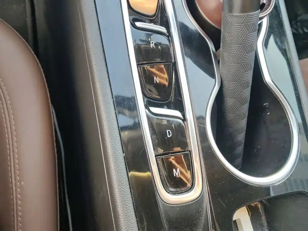 Buick Regal — миниатюра 10
