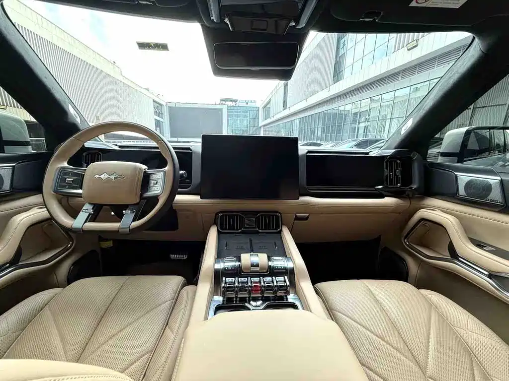 Fangchengbao Leopard 8 8 2025 Flagship 7 мест
